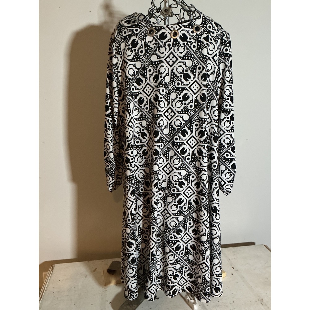 New Directions Womens Black White Geometric Tribal Grommet Shift Dress Size M